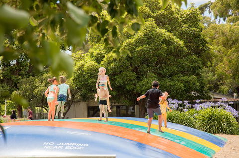 Blue Lake Holiday Park - Accommodation Resorts 5