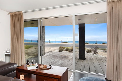 Esplanade Escape - Accommodation Resorts 29