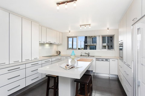 Esplanade Escape - Accommodation Resorts 36