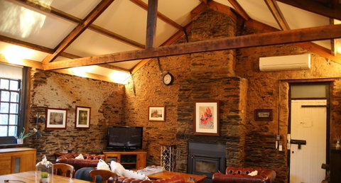 William Hunt's Retreat - Cypress Studio - Accommodation Resorts 18