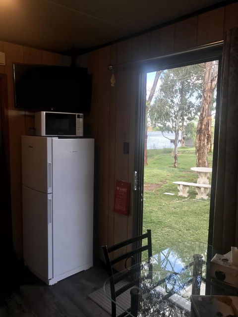 Murray Bridge Riverview Cabin - Accommodation Resorts 3