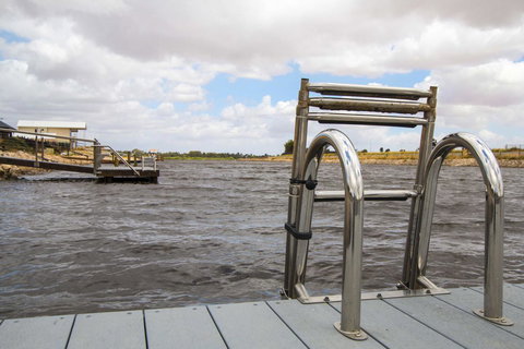 Brock's Base - Accommodation Resorts 1