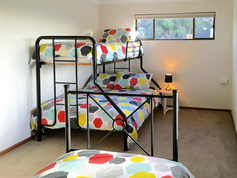 Seacroft - Accommodation Resorts 17