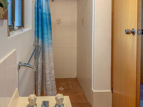 Seacroft - Accommodation Resorts 11