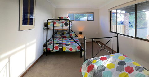 Seacroft - Accommodation Resorts 16