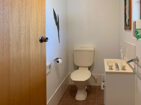 Seacroft - Accommodation Resorts 10