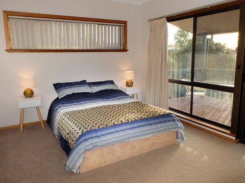 Seacroft - Accommodation Resorts 9