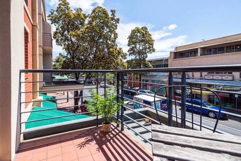Executive 3 Bedroom Apartment + Internet + Parking - Accommodation Resorts 28