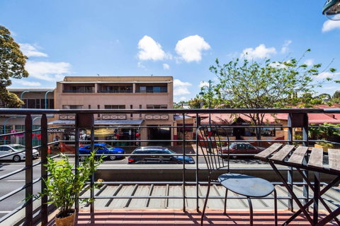 Executive 3 Bedroom Apartment + Internet + Parking - Accommodation Resorts 40