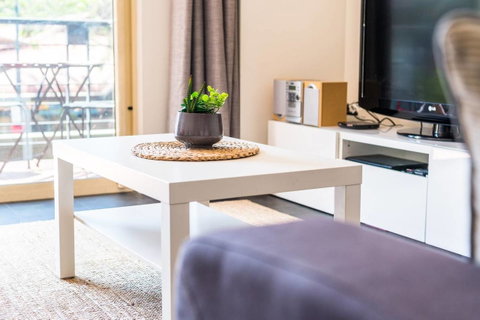Executive 3 Bedroom Apartment + Internet + Parking - Accommodation Resorts 26