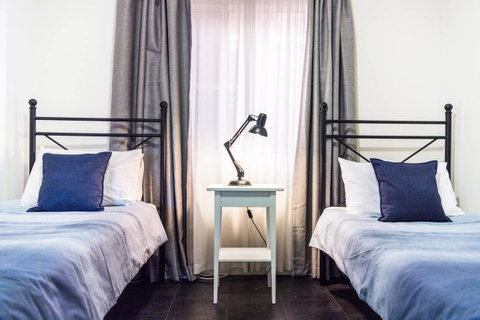 Executive 3 Bedroom Apartment + Internet + Parking - Accommodation Resorts 32