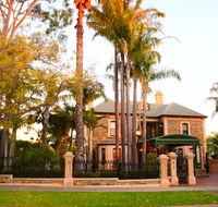 Grand Bluestone Mansion - Accommodation Resorts