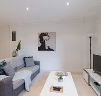One Bedroom In Adelaides East End FREE WIFINetflixParking - Accommodation Resorts