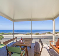Pearl by the Sea - Accommodation Resorts