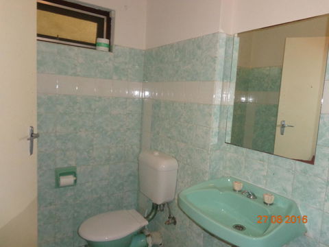 Adelaide Backpackers And Travellers Inn - Accommodation Resorts 39