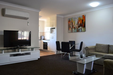 Cattlemans Country Motor Inn & Serviced Apartments - Accommodation Resorts 42