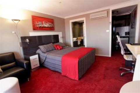 Cattlemans Country Motor Inn & Serviced Apartments - Accommodation Resorts 11