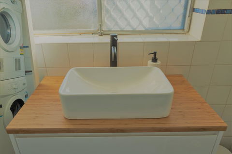 Henley Beach South, Amazing Views, Huge Private Balcony! - Accommodation Resorts 17