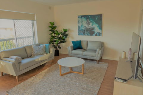 Henley Beach South, Amazing Views, Huge Private Balcony! - Accommodation Resorts 18