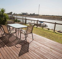 Waterfront on Jefferson at Wellington Marina SA - Accommodation Resorts