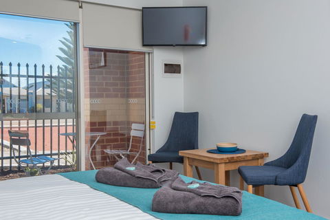 Jurien Bay Motel Apartments - Accommodation Resorts 8