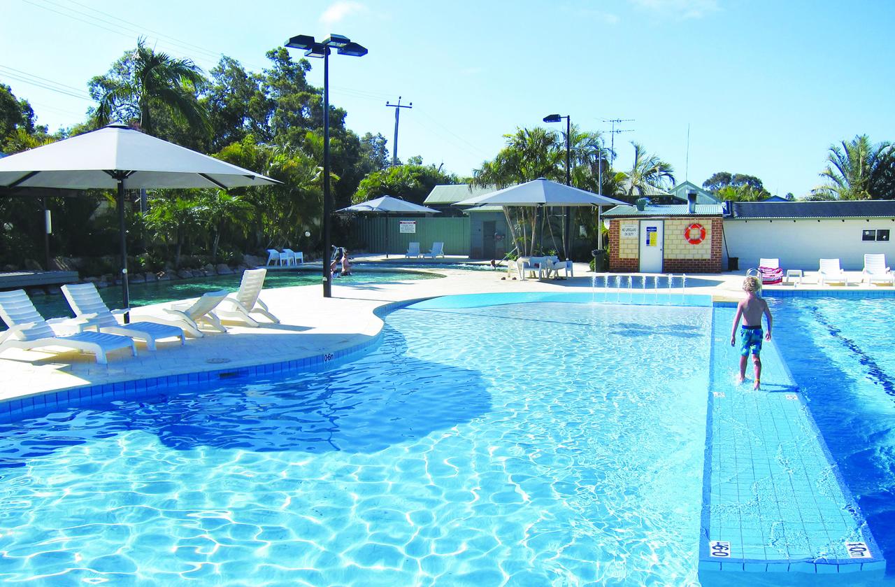  Accommodation Resorts