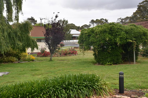 Mount Barker Valley Views Motel & Chalets, Western Australia - Accommodation Resorts 18