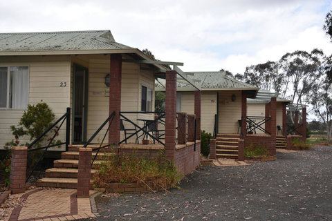 Mount Barker Valley Views Motel & Chalets, Western Australia - Accommodation Resorts 16