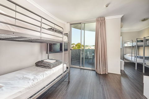 Nomads Byron Bay Backpackers - Accommodation Resorts 30
