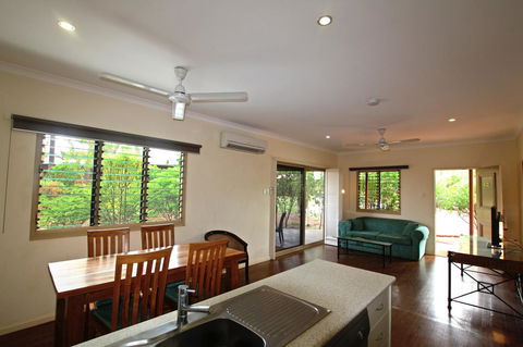 Kimberley Hotel - Accommodation Resorts 4