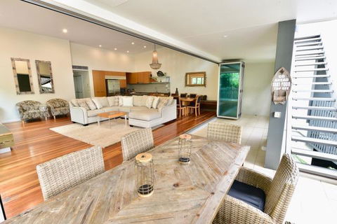 East On Byron - Accommodation Resorts 14