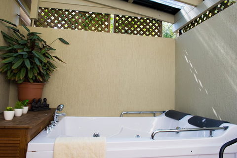 Nelson Bay Bed & Breakfast - Accommodation Resorts 28