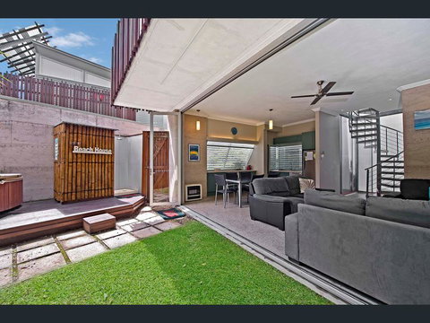 Crescent Head Spa Villa - Accommodation Resorts 10