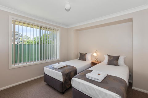 Colonial Court Villas - Accommodation Resorts 37