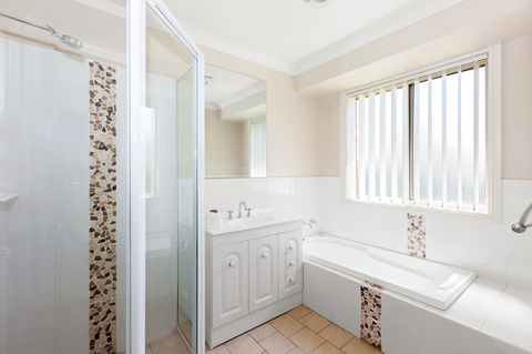 Colonial Court Villas - Accommodation Resorts 18