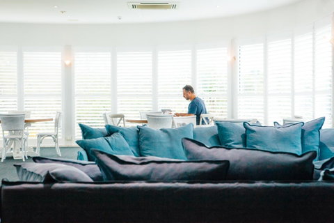 The Lord Byron - Accommodation Resorts 18