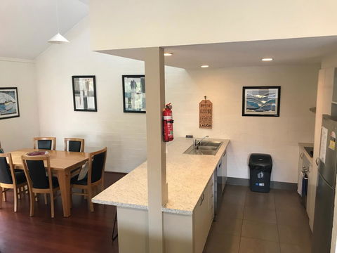 Mariner Bay Apartments - Accommodation Resorts 4