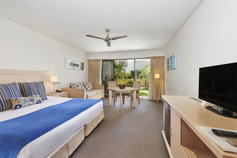 Waves Byron Bay - Accommodation Resorts 2