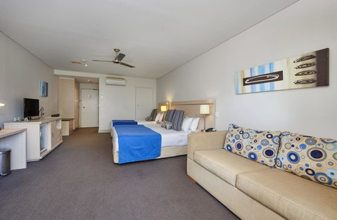 Waves Byron Bay - Accommodation Resorts 24