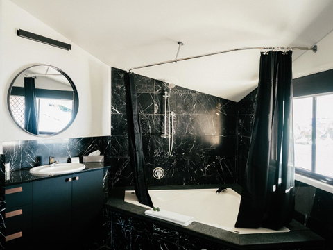 Waves Byron Bay - Accommodation Resorts 22