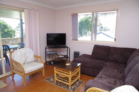 Bellhaven 2, 17 Willow Street - Accommodation Resorts 1