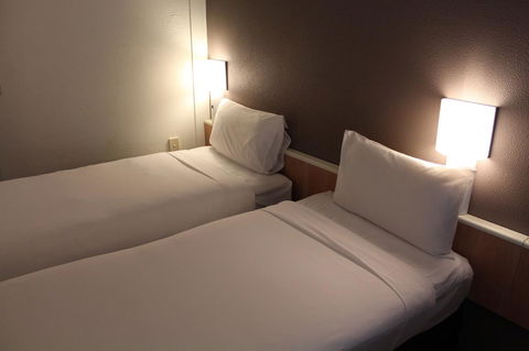 Ibis Thornleigh - Accommodation Resorts 20