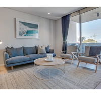 Oceanside Elegance At Superb Home Steps From Sand - Accommodation Resorts