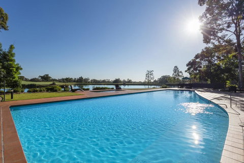 Oaks Cypress Lakes Resort - Accommodation Resorts 30