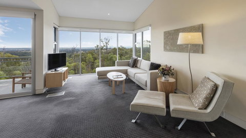 Oaks Cypress Lakes Resort - Accommodation Resorts 2