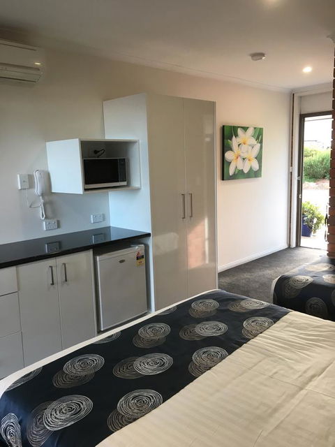 Pelican Motor Inn - Accommodation Resorts 41