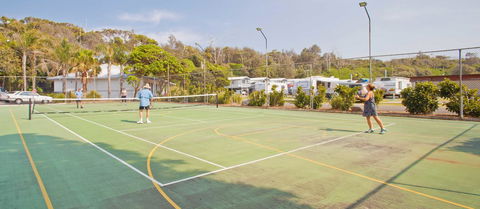 Blue Lagoon Beach Resort - Accommodation Resorts 37