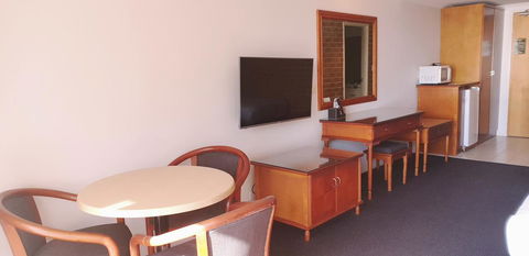 Marina Resort - Accommodation Resorts 26