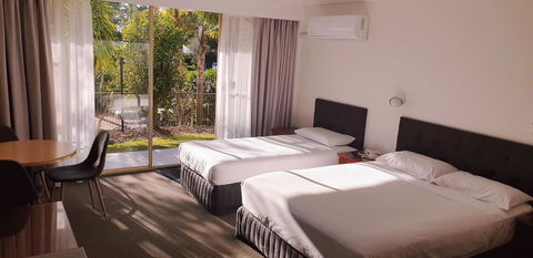Marina Resort - Accommodation Resorts 41