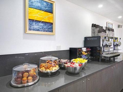 Value Suites Green Square - Accommodation Resorts 8